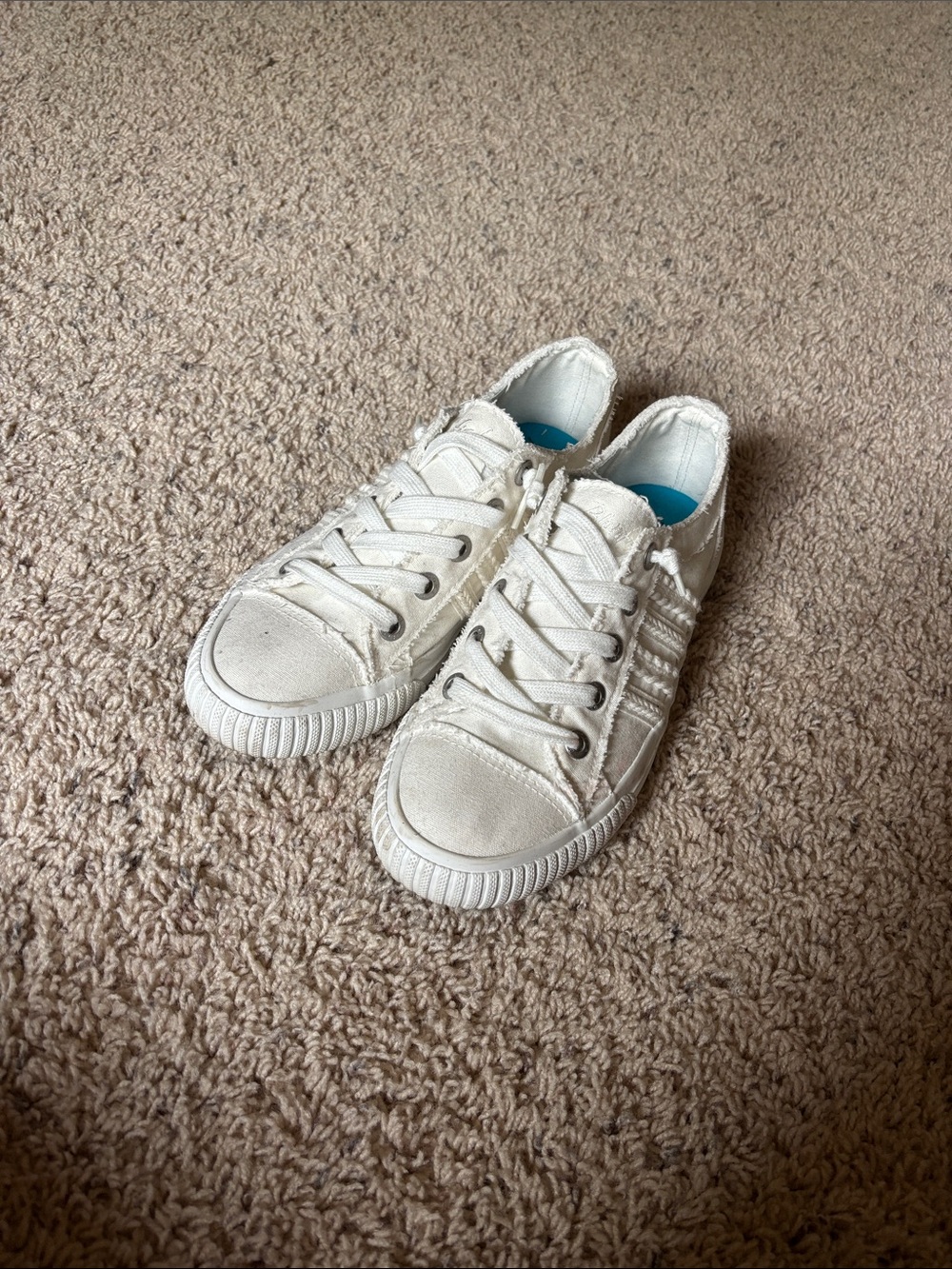 Blowfish White Canvas Low-Top Sneakers